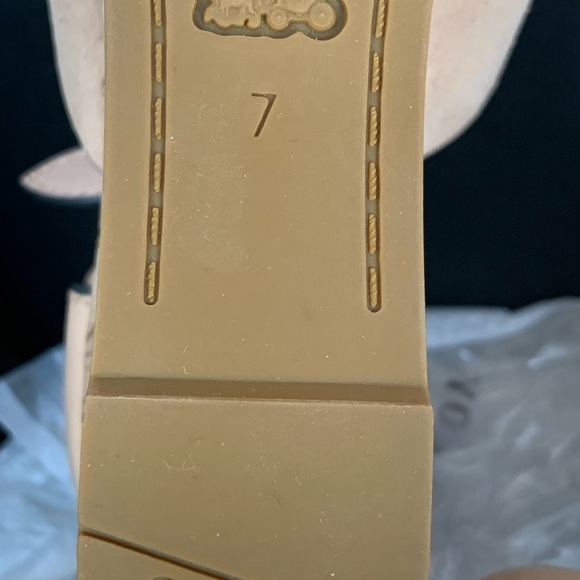 Coach Suede/Leather Platform Sandals. Never worn, bought new Macys. 7.5B - Picture 10 of 13